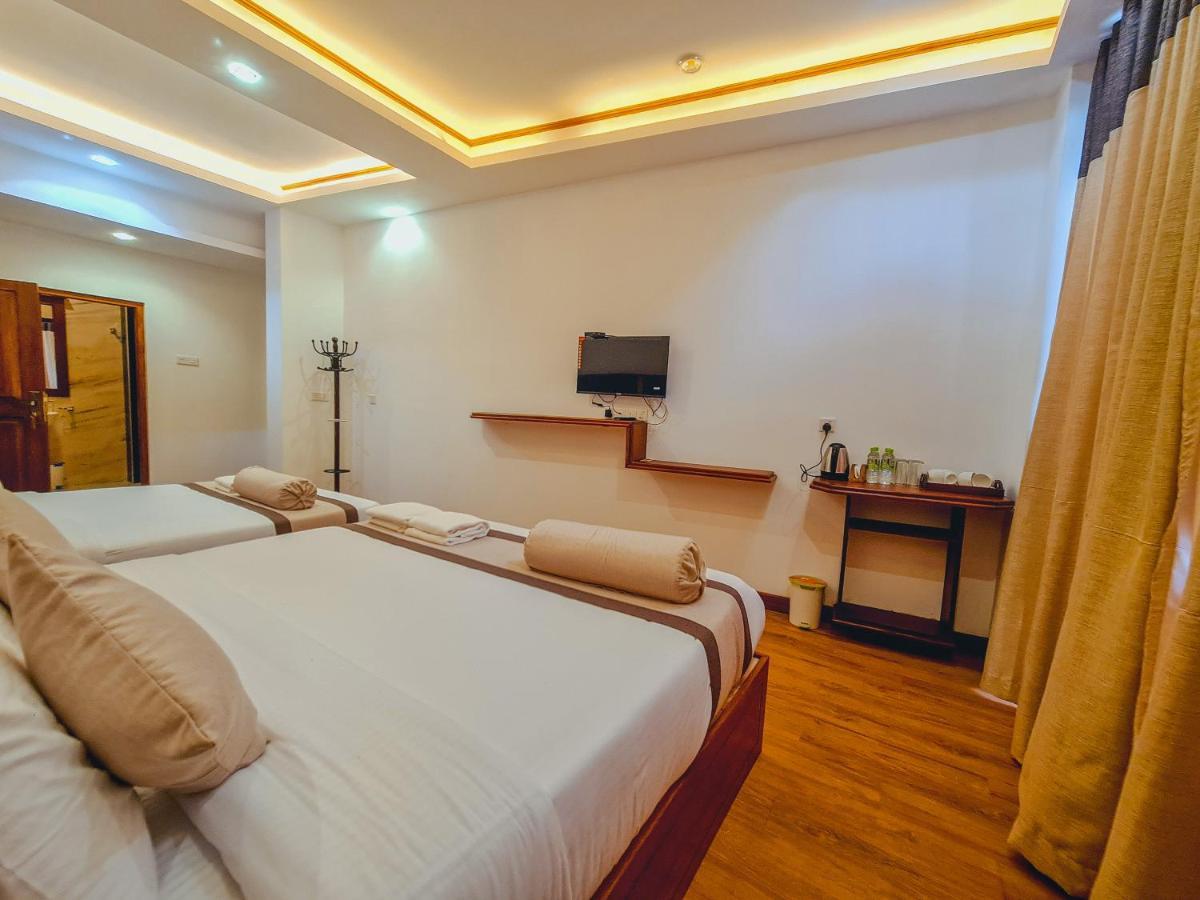 Top Rich Hotel 努沃勒埃利耶 外观 照片