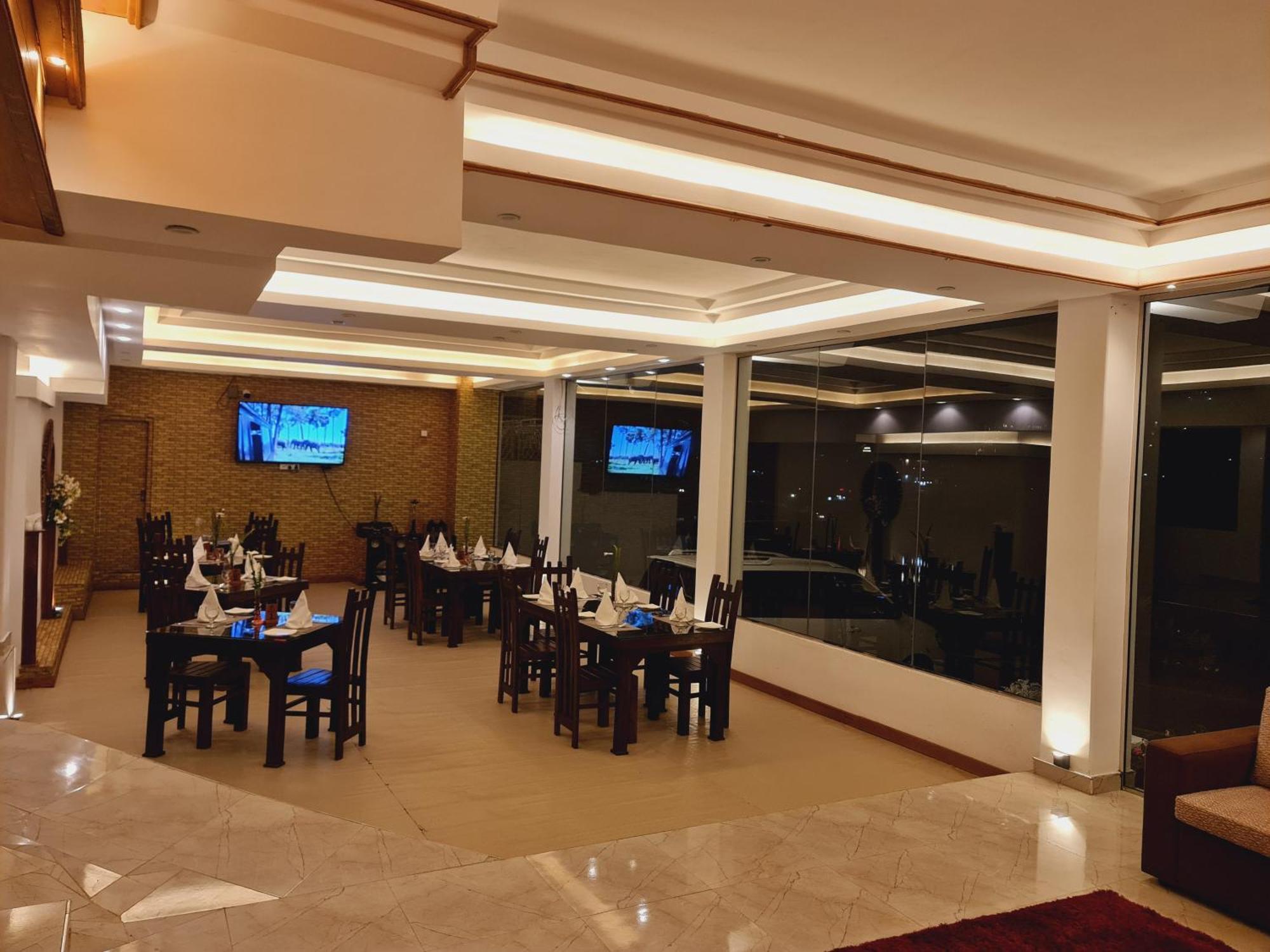 Top Rich Hotel 努沃勒埃利耶 外观 照片